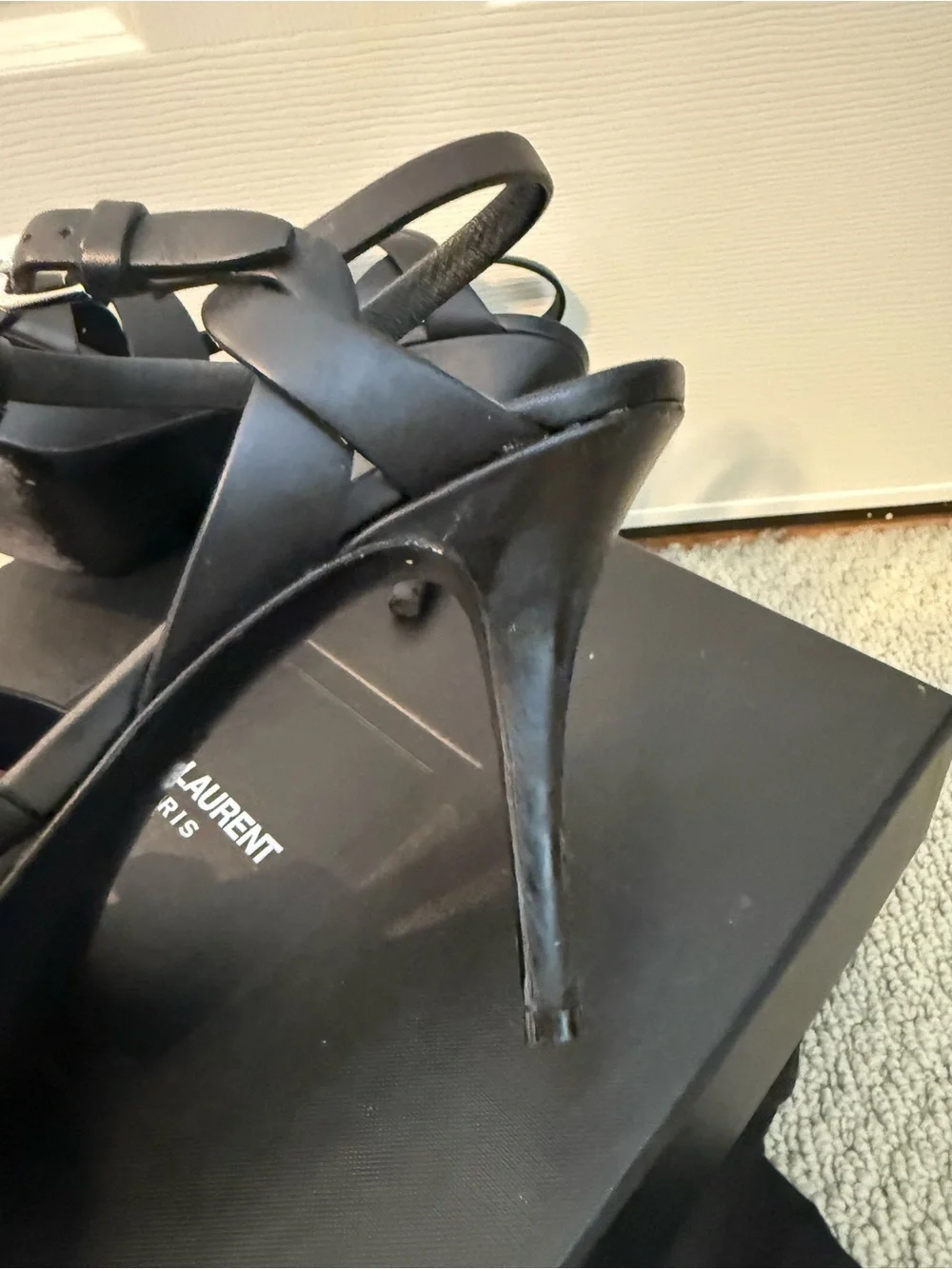 Saint Laurent Black Knotted T-Strap Platform Sandals - Picture 3 of 10